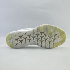 NIKE  FLEX TR8