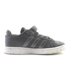 ADIDAS .