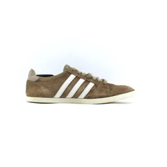 ADIDAS .