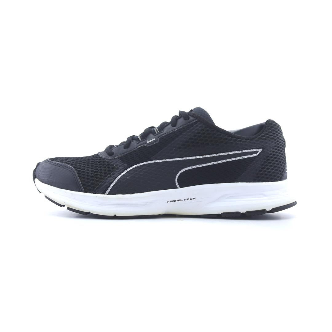PUMA ESSENTIAL RUNNER
