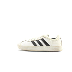 ADIDAS .