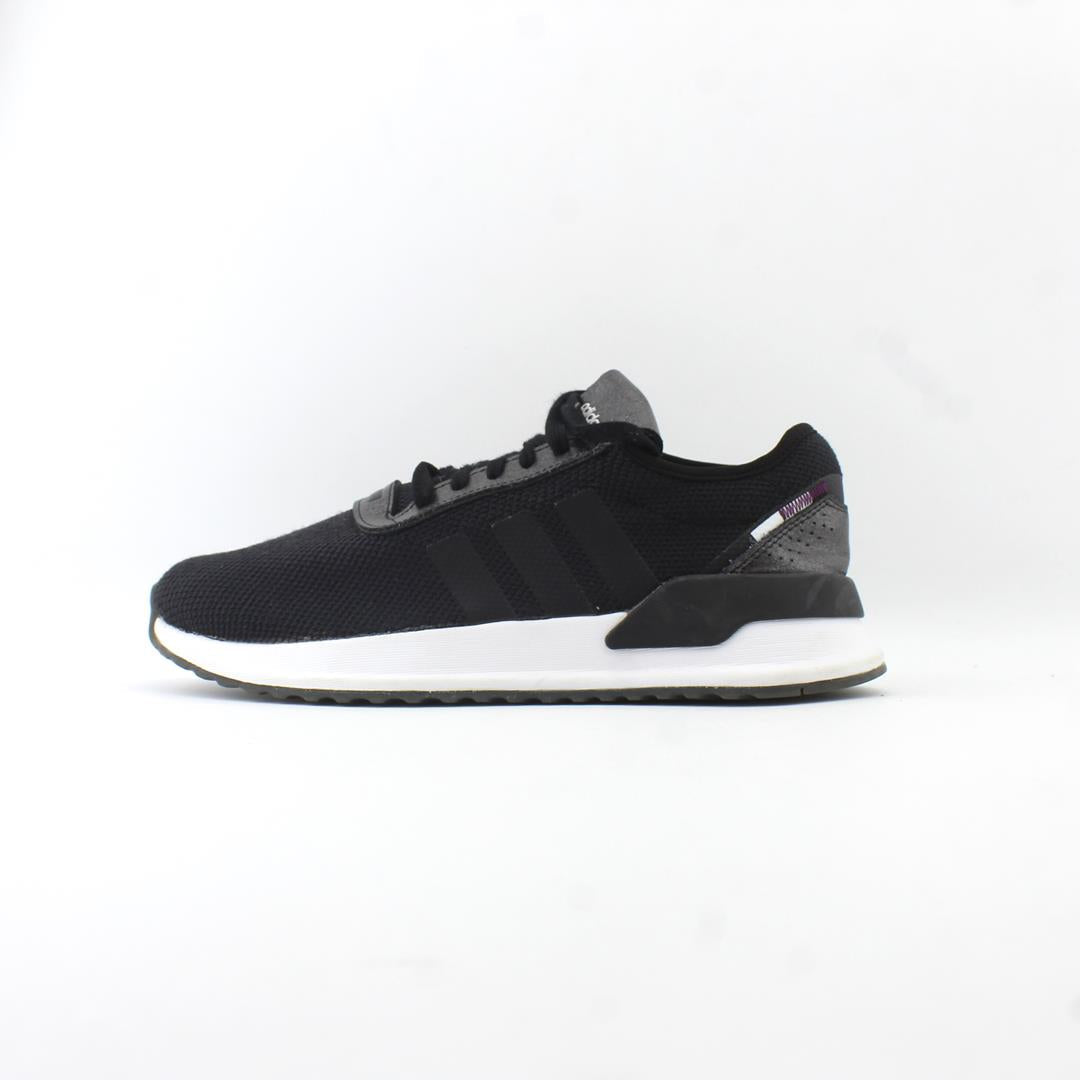 ADIDAS .