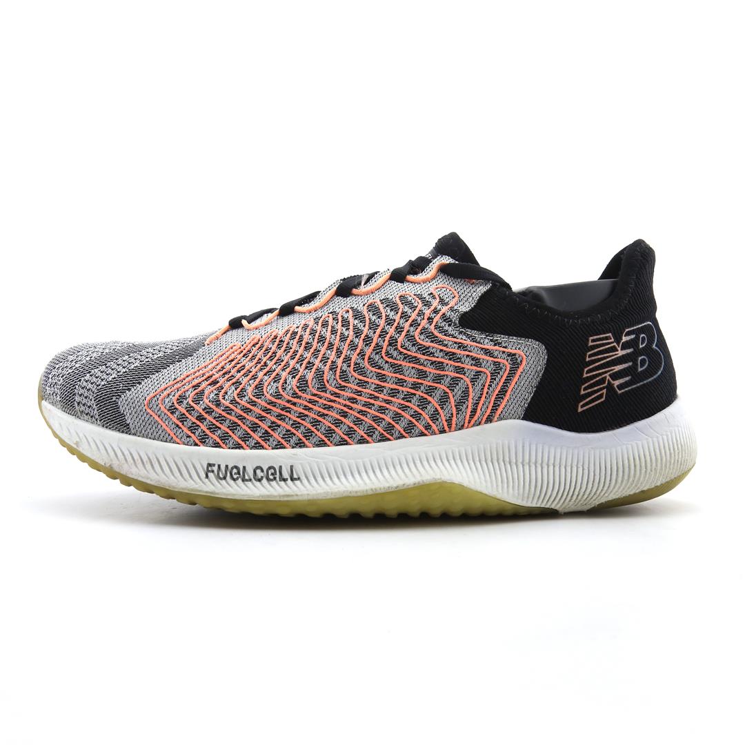 NEW BALANCE FUELCELL REBEL