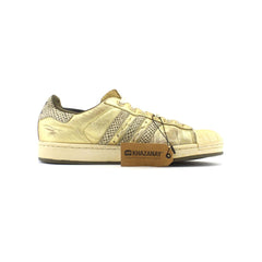 ADIDAS .