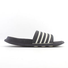 ADIDAS .