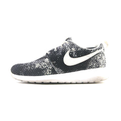 NIKE ROSHE ONE