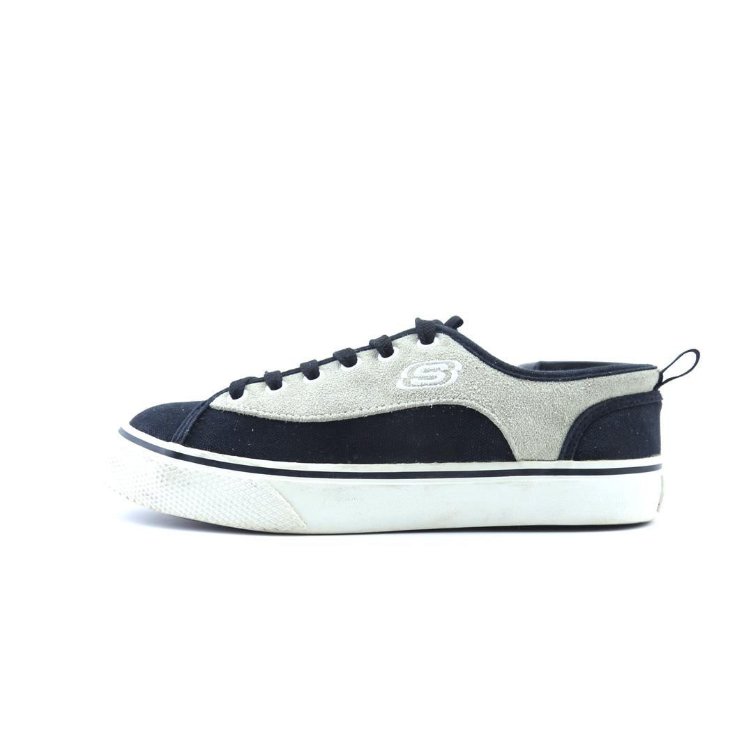 SKECHERS V LITES LOW