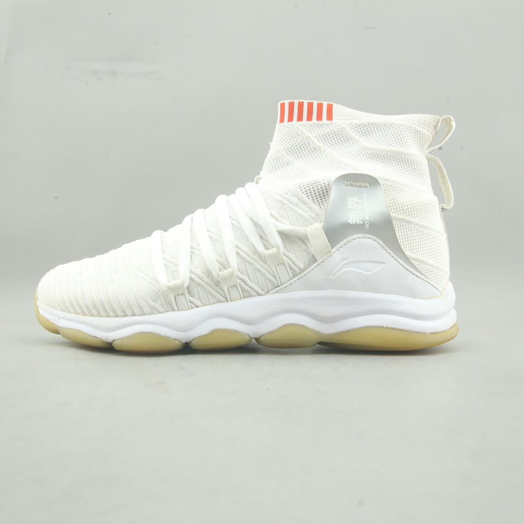 LI-NING HANG THUNG