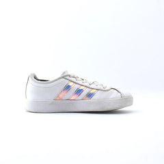 ADIDAS .