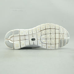 NIKE FREE RUN 2