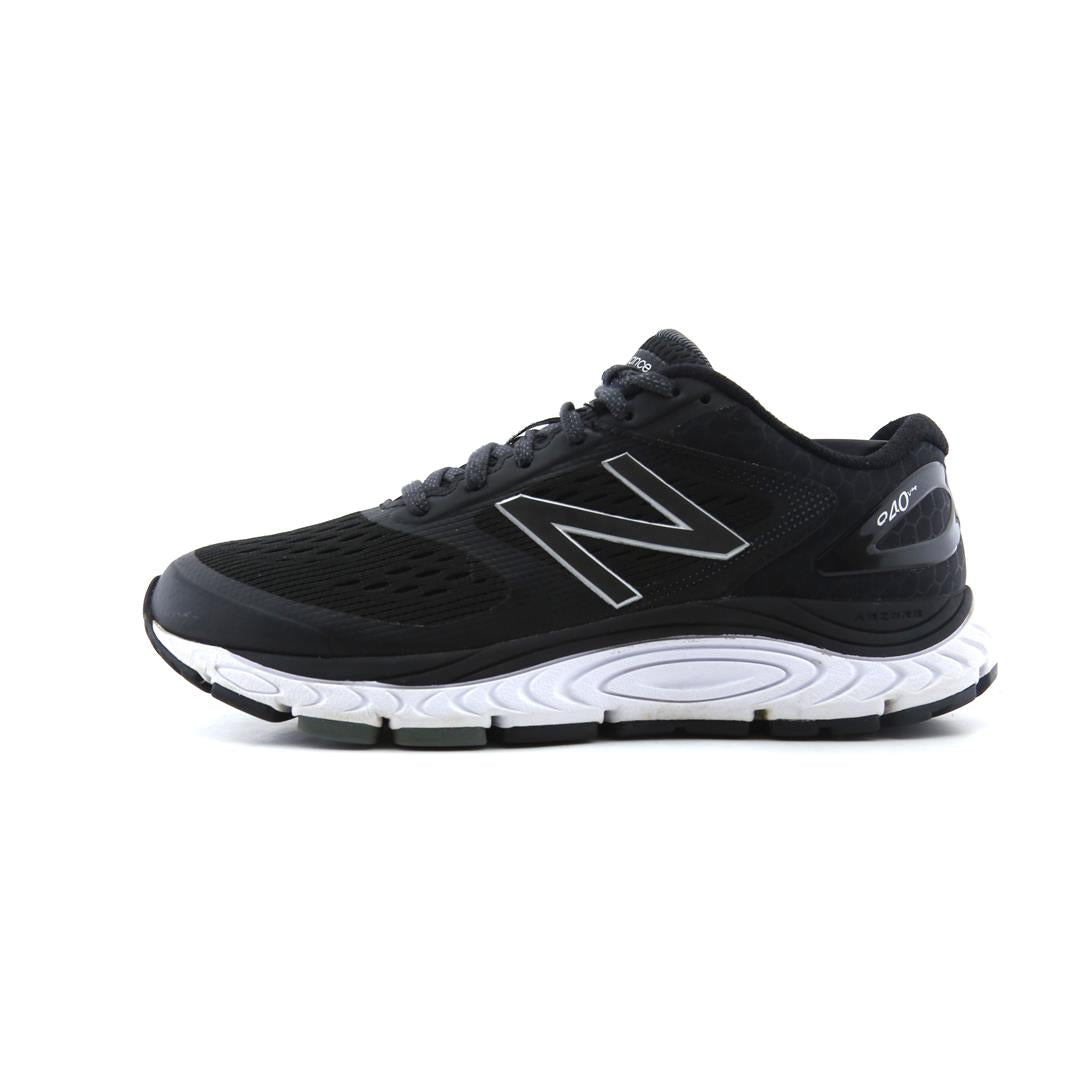 NEW BALANCE 840V4