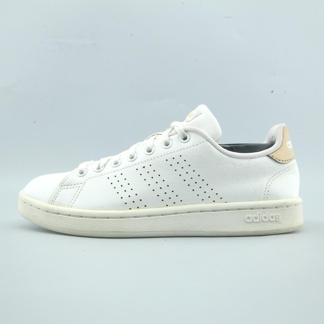 ADIDAS  ADVANTAGE