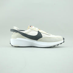 NIKE WAFFLE DEBUT