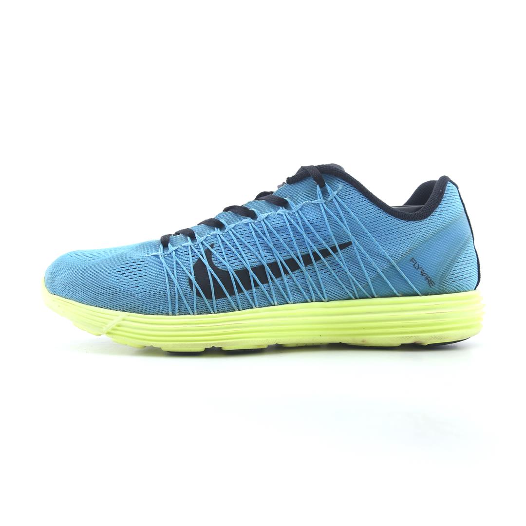 NIKE  LUNARACER+ 3