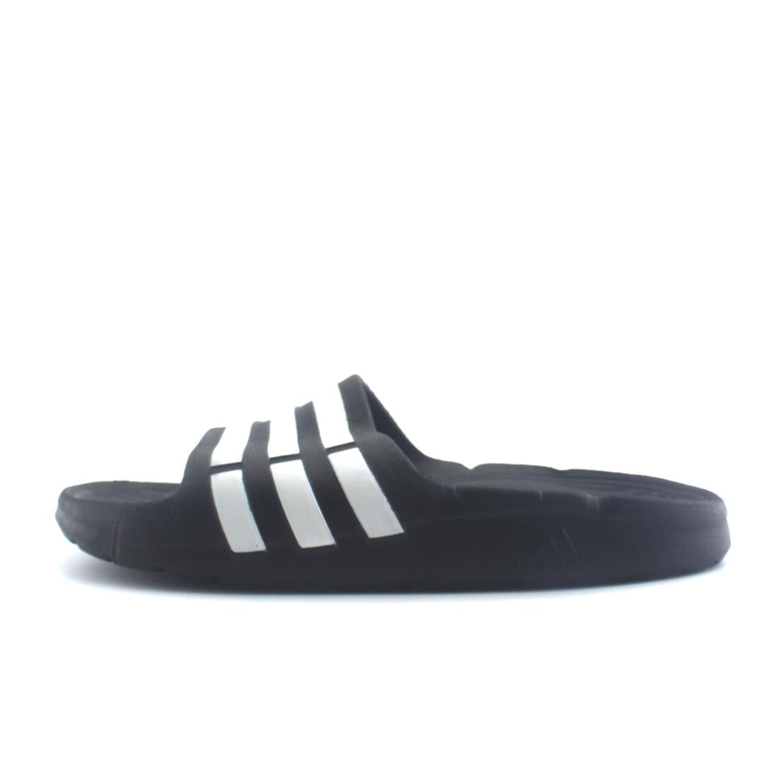 ADIDAS .