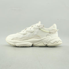 ADIDAS OZWEEGO