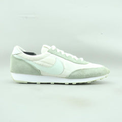 NIKE DAYBREAK