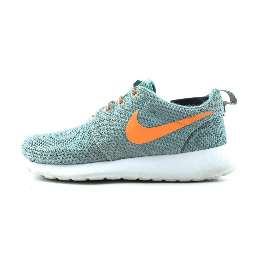 NIKE ROSHE RUN