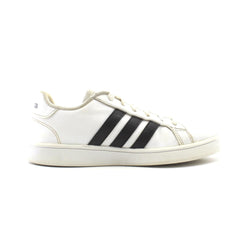 ADIDAS .