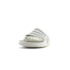 ADIDAS .