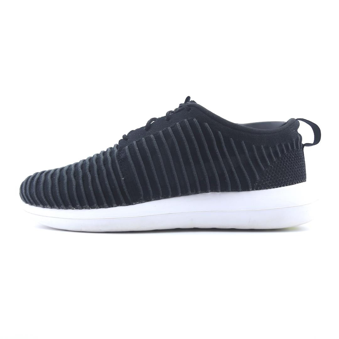 NIKE ROSHE TWO FLYKNIT