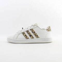 ADIDAS .
