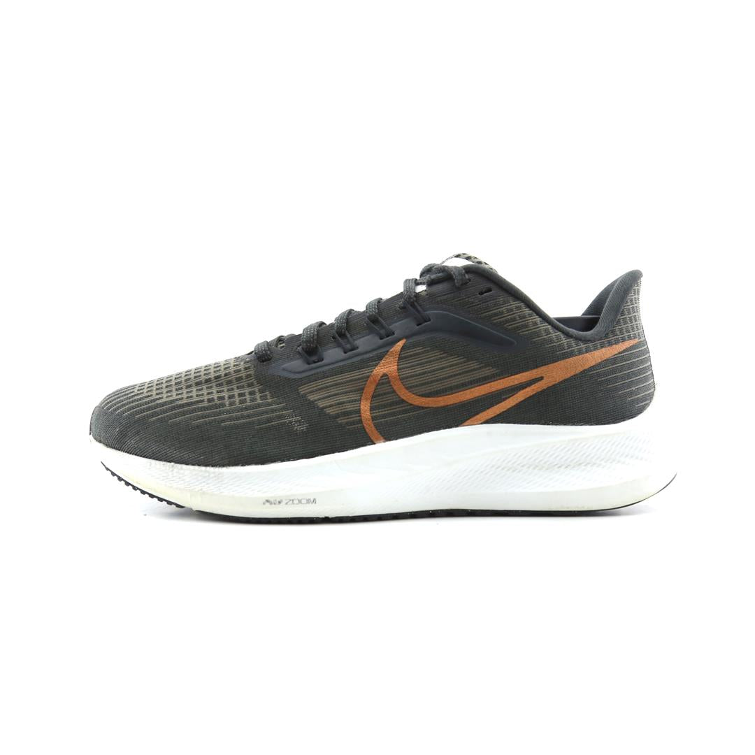 NIKE AIR ZOOM PEGASUS 39