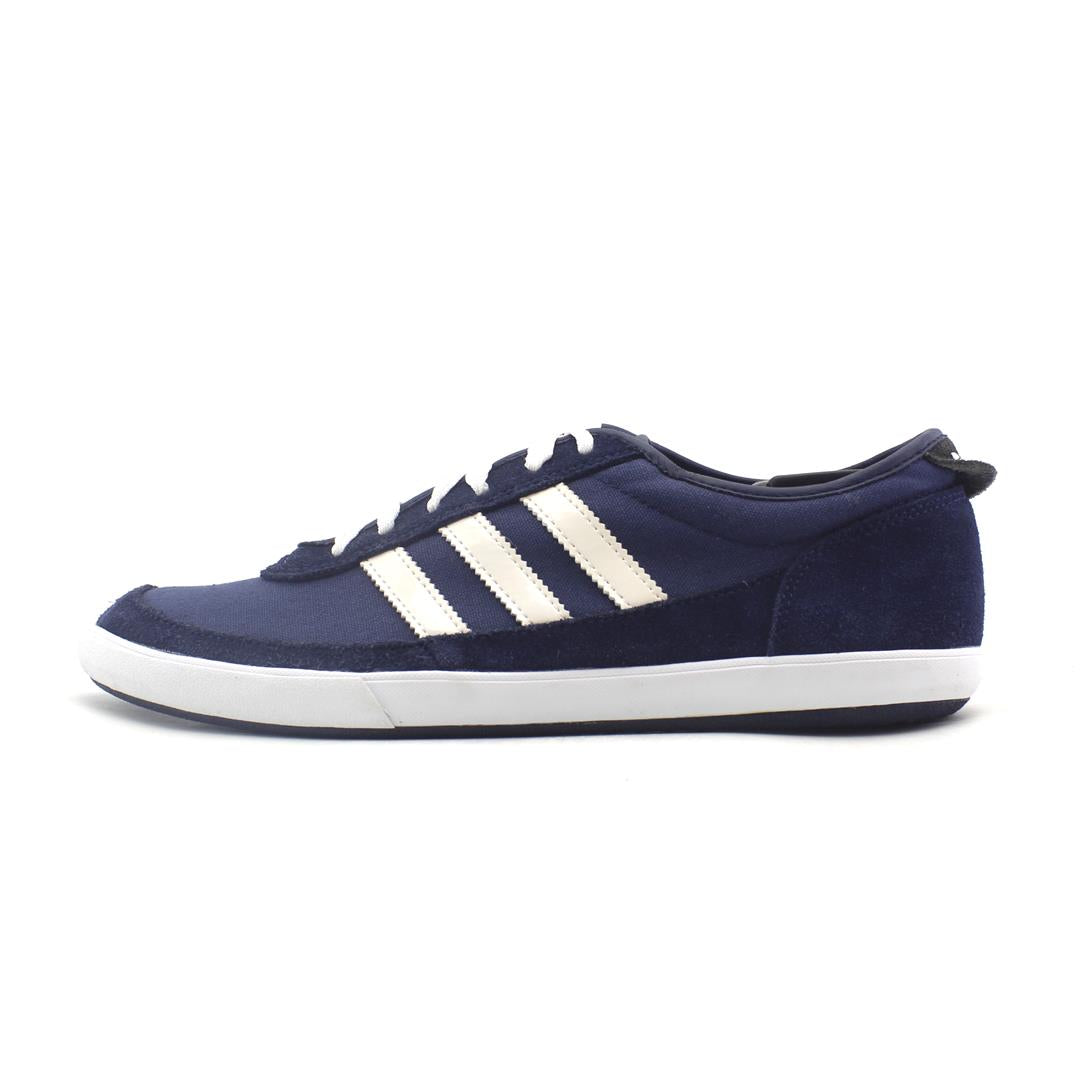 ADIDAS .
