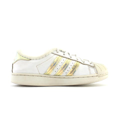 ADIDAS .