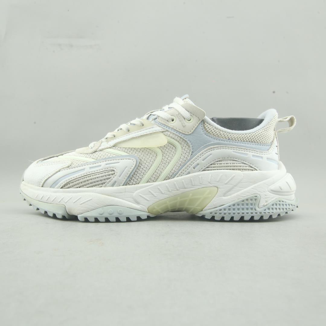 LI-NING XINGJI