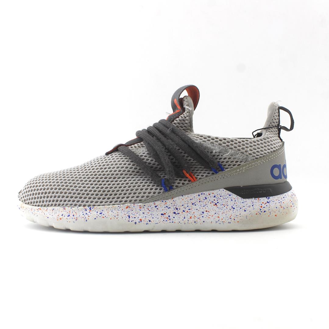 ADIDAS .