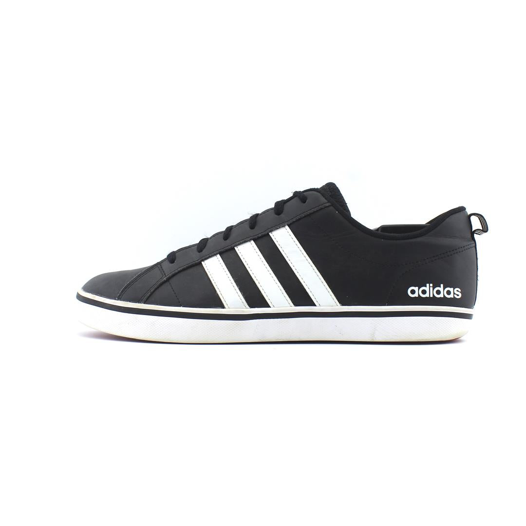 ADIDAS .