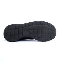 NIKE ROSHE ONE