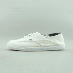 VANS AUTHENTIC