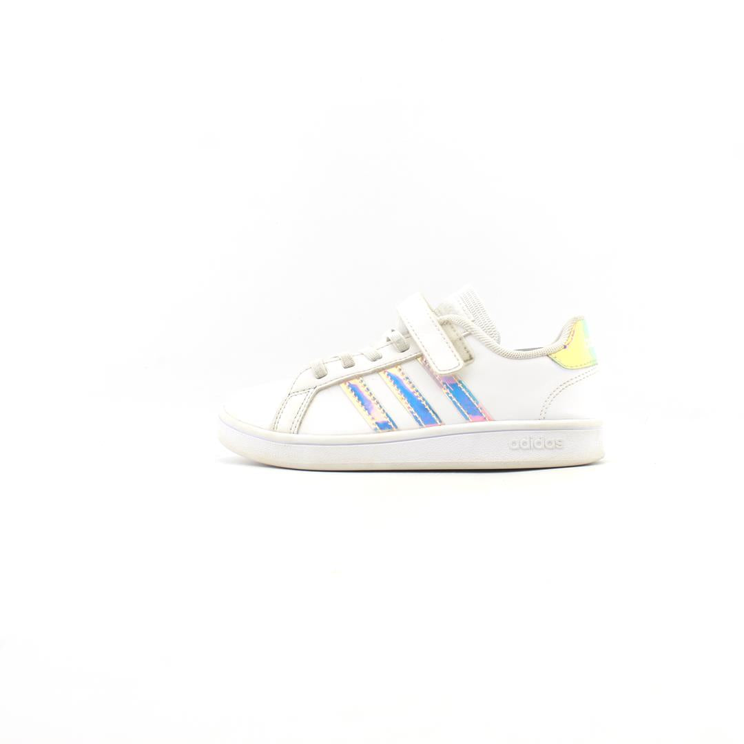 ADIDAS .