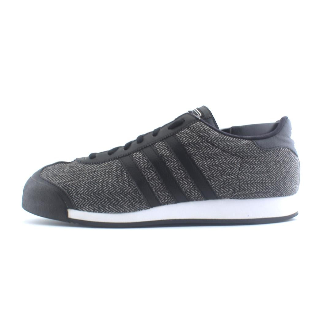 ADIDAS .