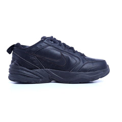 NIKE AIR MONARCH IV