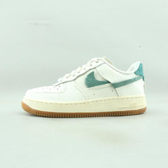 NIKE AIR FORCE 1 VANDALIZED