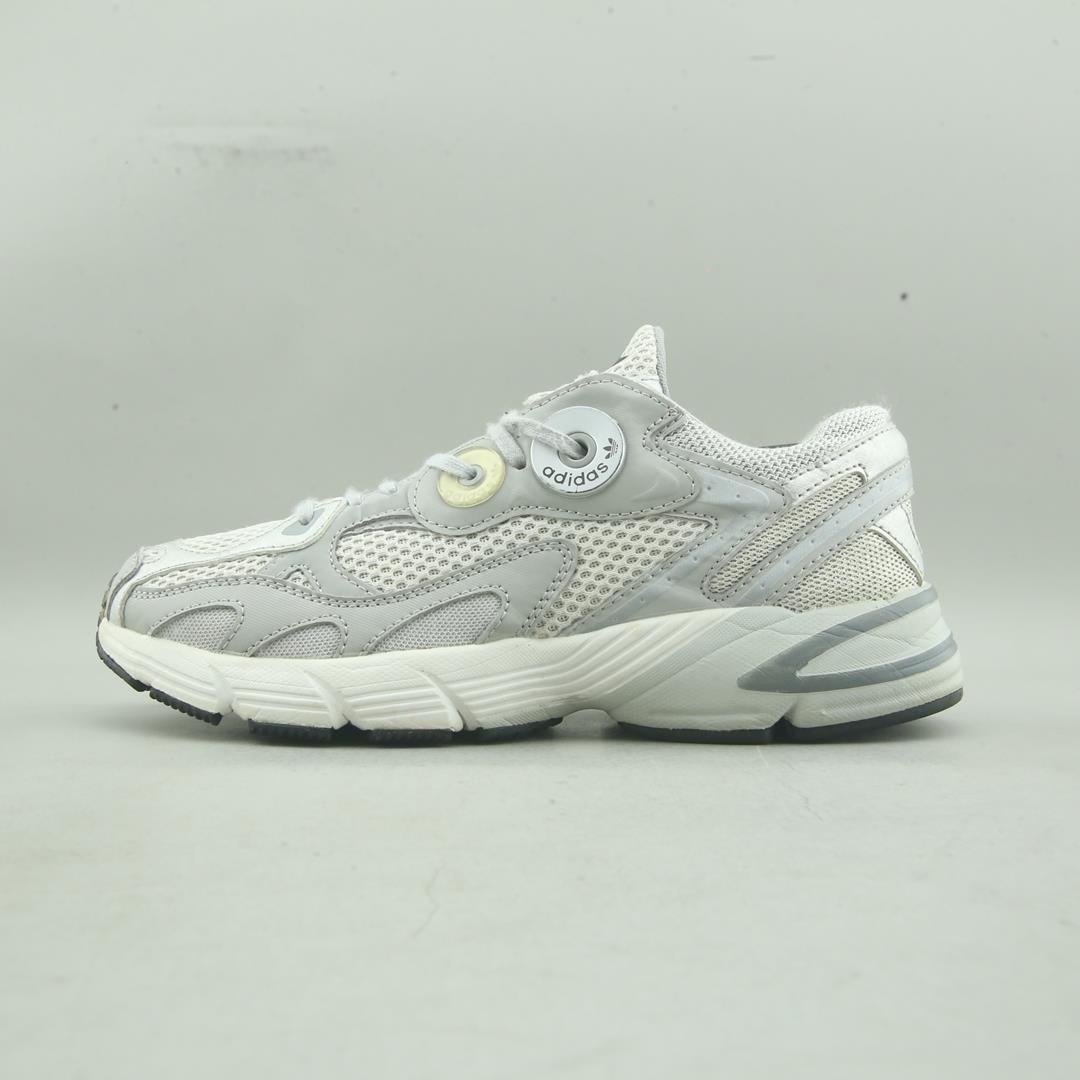 ADIDAS ASTIR