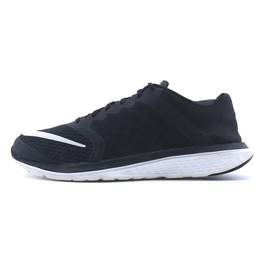 NIKE FS LITE RUN 3