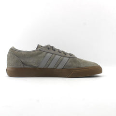 ADIDAS .