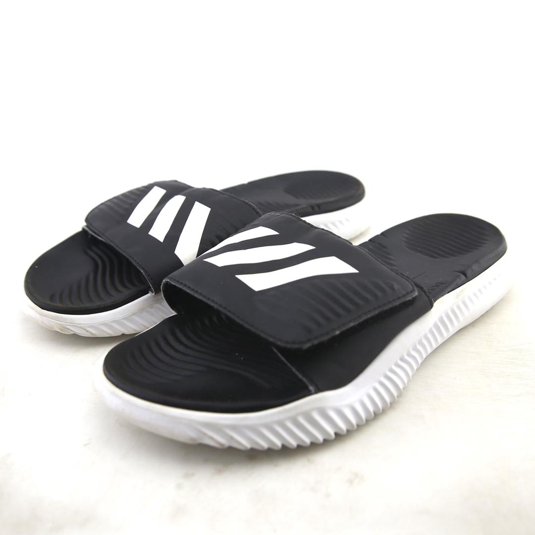 ADIDAS ALPHABOUNCE SLIDES