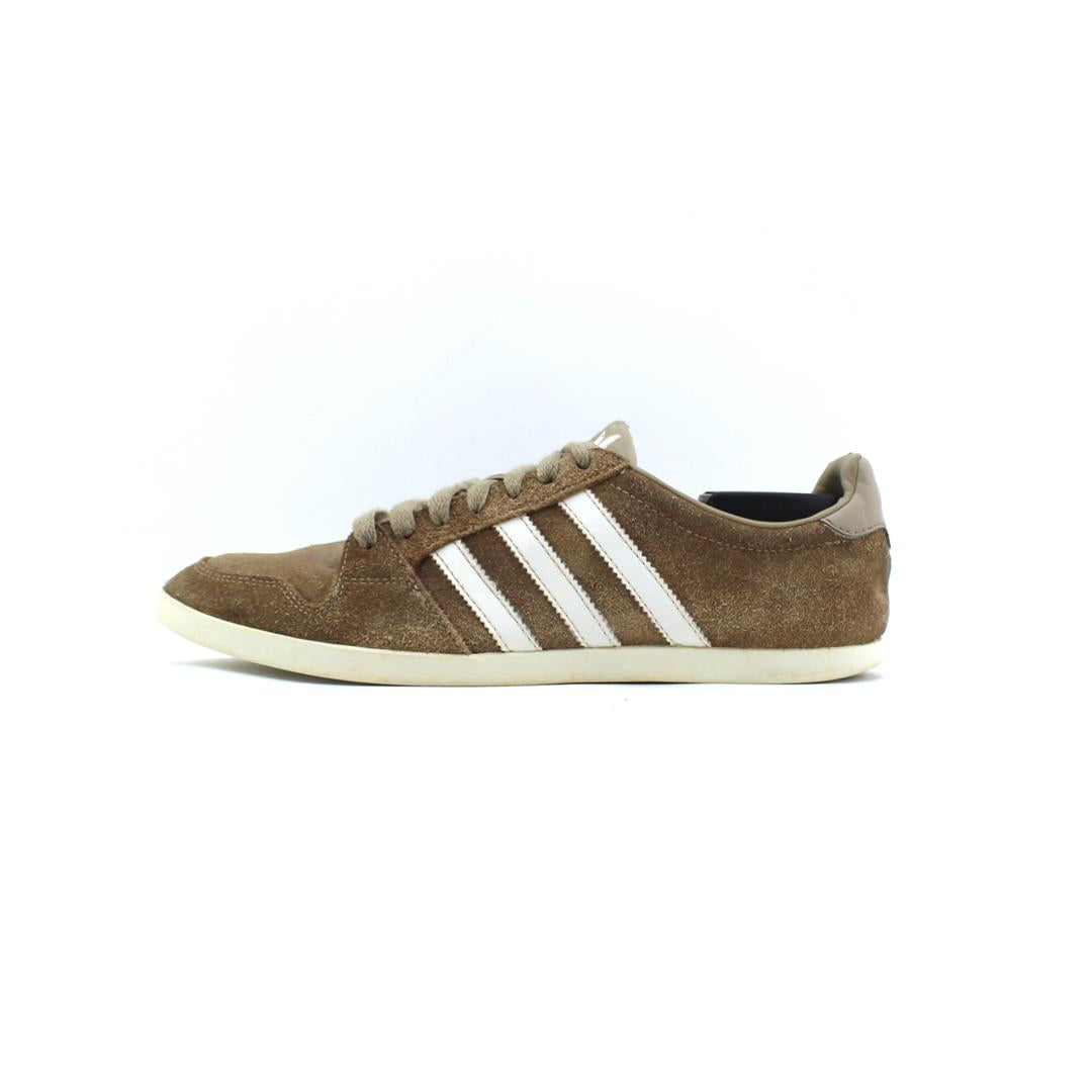 ADIDAS .