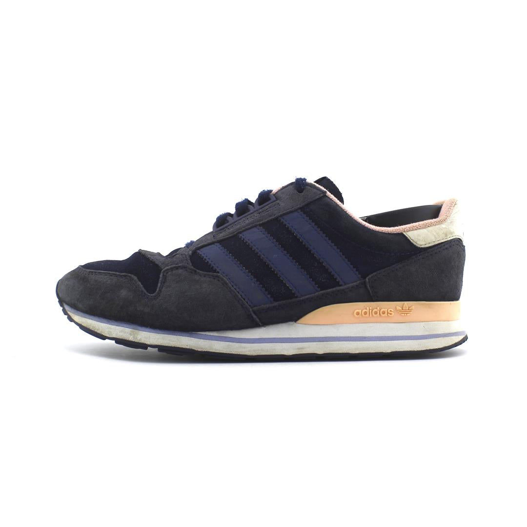 ADIDAS .