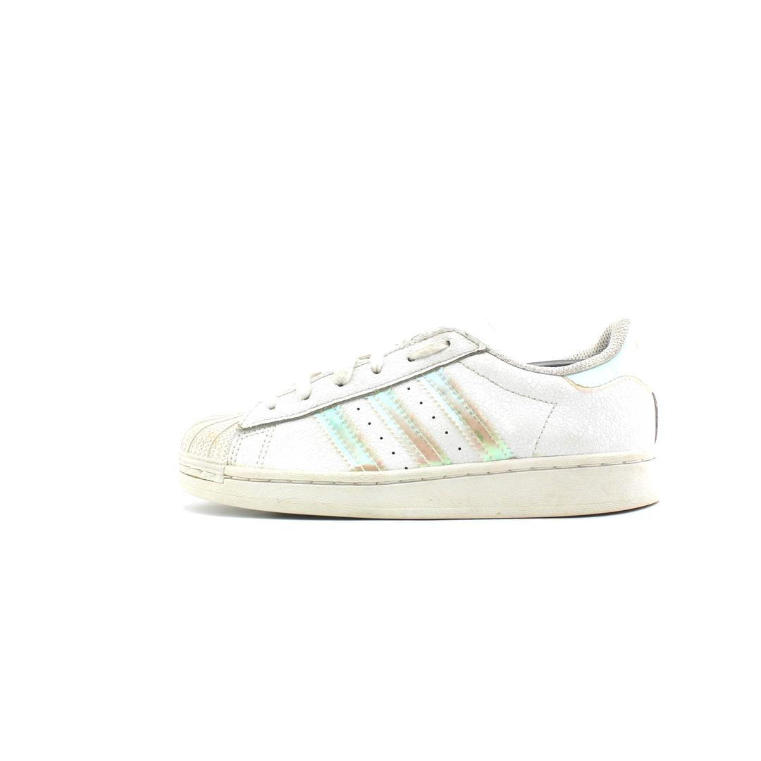 ADIDAS .