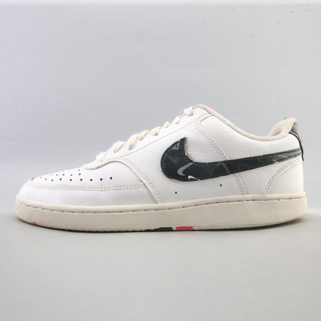 NIKE COURT VISION LOW