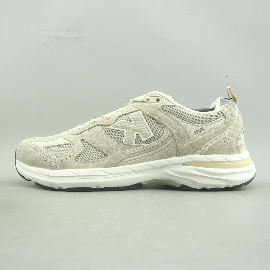 KELME  .