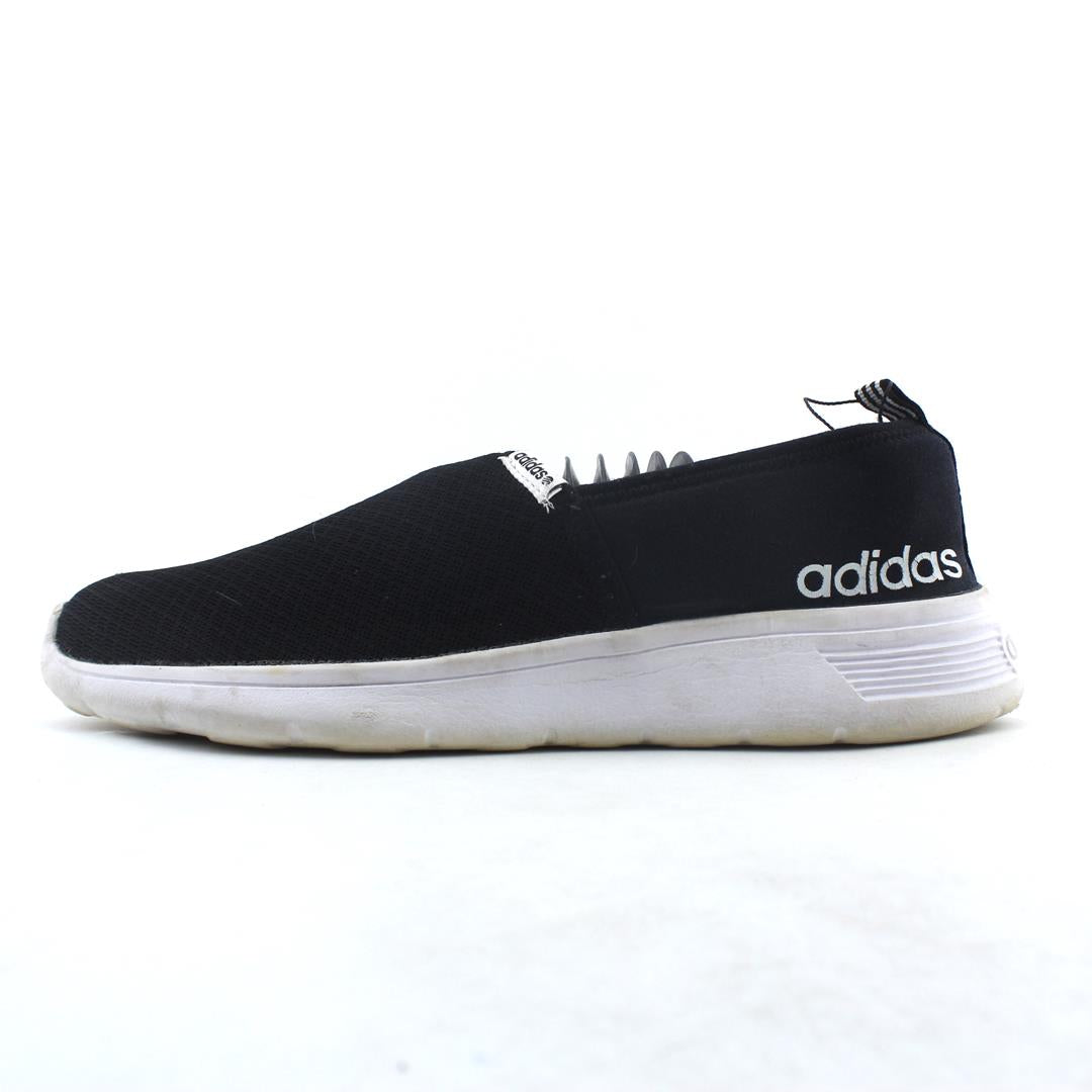 ADIDAS .