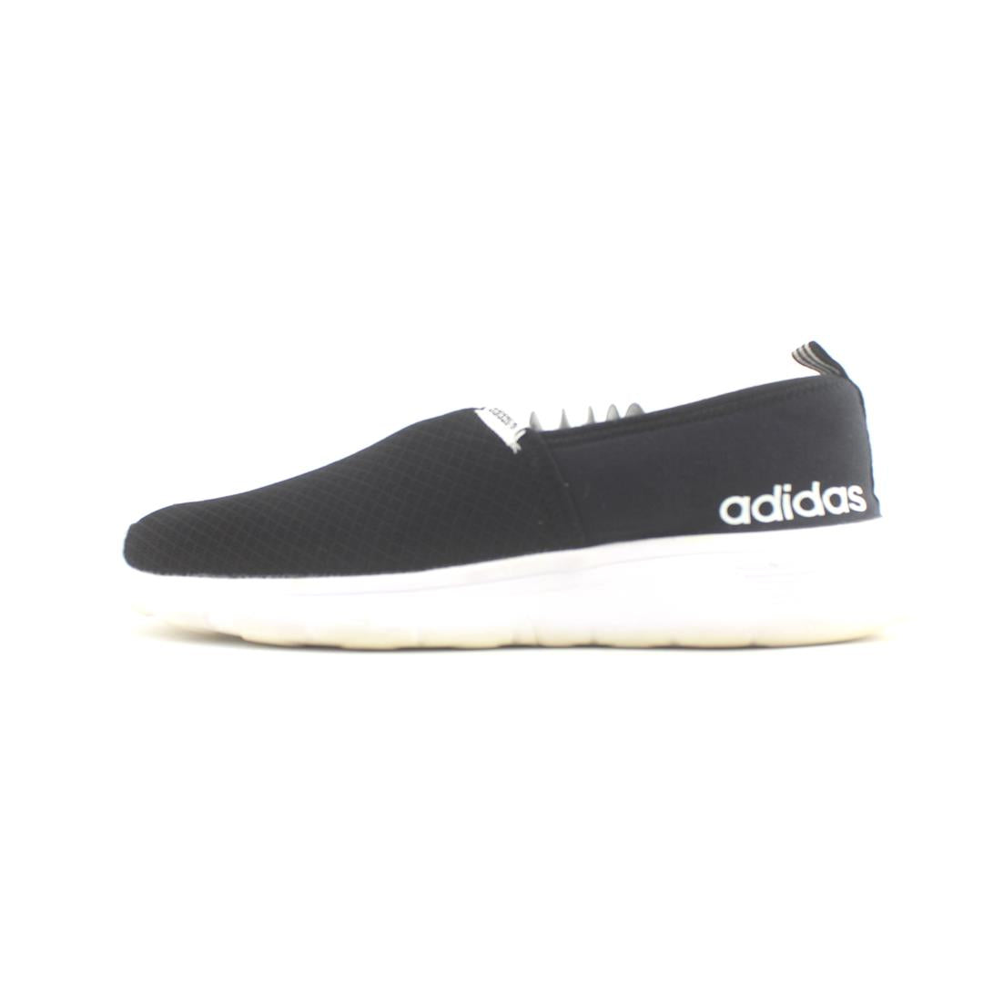 ADIDAS .