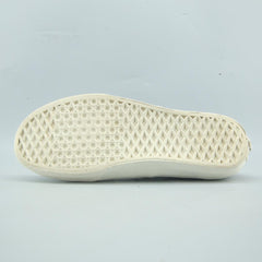 VANS AUTHENTIC